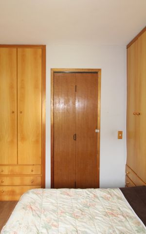 Casa de condomínio à venda com 130m², 2 quartos e 1 vagaQuarto 2