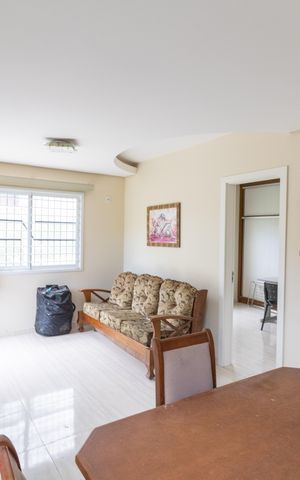 Casa à venda com 86m², 3 quartos e 1 vaga Casa à venda com 86m², 3 quartos e 1 vagaSala