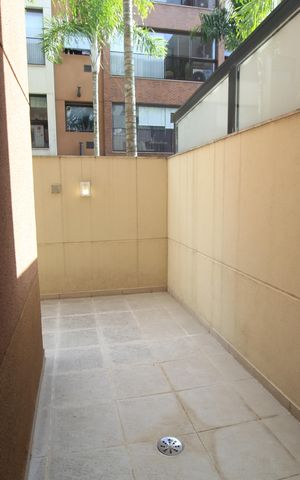Apartamento para alugar com 176m², 3 quartos e 2 vagasVaranda