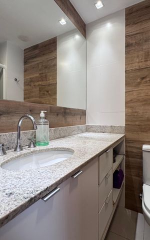 Apartamento à venda com 166m², 4 quartos e 2 vagasBanheiro Social