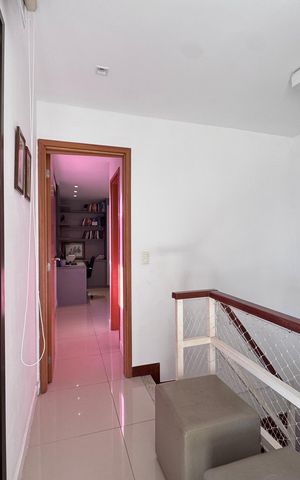 Apartamento à venda com 166m², 4 quartos e 2 vagasCorredor