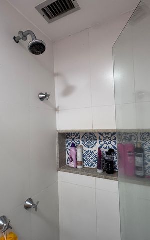 Apartamento à venda com 166m², 4 quartos e 2 vagasBanheiro da Suíte 1