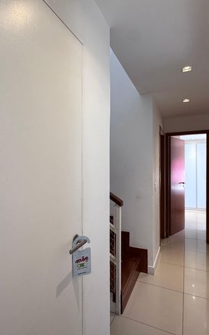Apartamento à venda com 166m², 4 quartos e 2 vagasCorredor