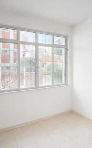 Casa para alugar com 325m², 3 quartos e 2 vagas Casa para alugar com 325m², 3 quartos e 2 vagasQuarto