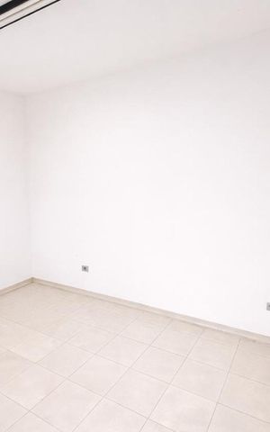 Casa para alugar com 325m², 3 quartos e 2 vagas Casa para alugar com 325m², 3 quartos e 2 vagasQuarto