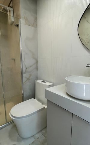 Apartamento à venda com 40m², 2 quartos e 1 vaga Apartamento à venda com 40m², 2 quartos e 1 vagaBanheiro Social