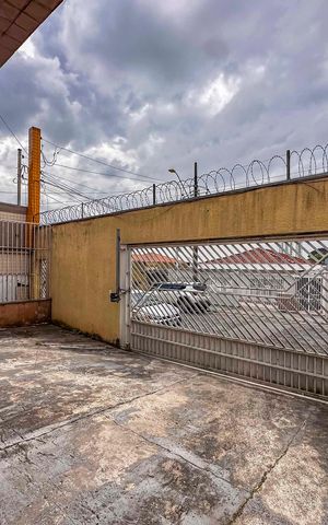 Casa de condomínio à venda com 120m², 3 quartos e 1 vaga Casa de condomínio à venda com 120m², 3 quartos e 1 vagaGaragem