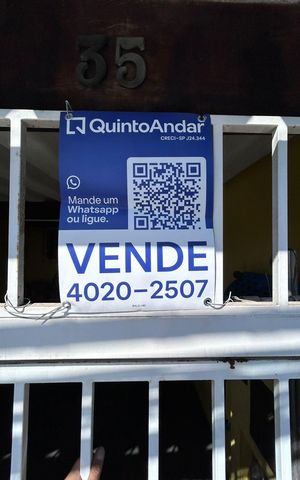 Casa à venda com 167m², 4 quartos e 2 vagas Casa à venda com 167m², 4 quartos e 2 vagasPlaca