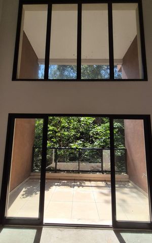 Apartamento à venda com 87m², 1 quarto e 2 vagas Apartamento à venda com 87m², 1 quarto e 2 vagasVaranda