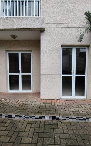 Apartamento à venda com 50m², 2 quartos e 1 vaga Apartamento à venda com 50m², 2 quartos e 1 vagaÁrea externa