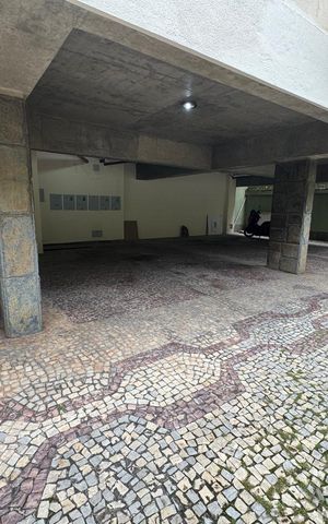 Apartamento à venda com 160m², 4 quartos e 2 vagas