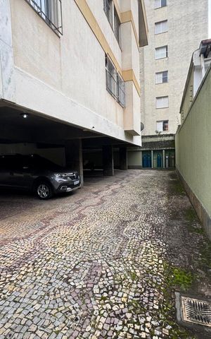 Apartamento à venda com 160m², 4 quartos e 2 vagas