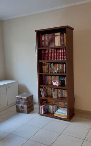 Casa à venda com 180m², 3 quartos e 2 vagas Casa à venda com 180m², 3 quartos e 2 vagasQuarto