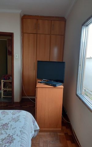 Casa à venda com 180m², 3 quartos e 2 vagas Casa à venda com 180m², 3 quartos e 2 vagasQuarto