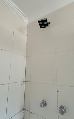 Apartamento à venda com 45m², 2 quartos e 1 vaga Apartamento à venda com 45m², 2 quartos e 1 vagaBanheiro