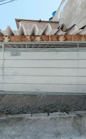 Casa para alugar com 125m², 3 quartos e 2 vagasFachada