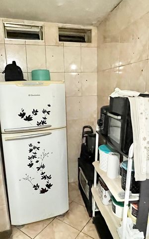 Casa à venda com 230m², 5 quartos e 3 vagas Casa à venda com 230m², 5 quartos e 3 vagasCozinha