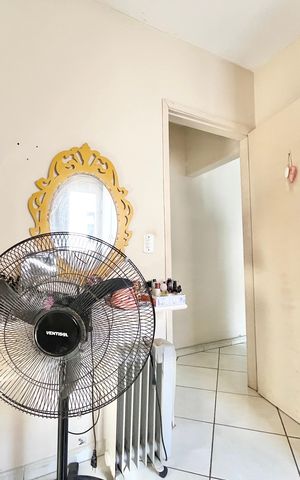Casa à venda com 230m², 5 quartos e 3 vagas Casa à venda com 230m², 5 quartos e 3 vagasQuarto 4