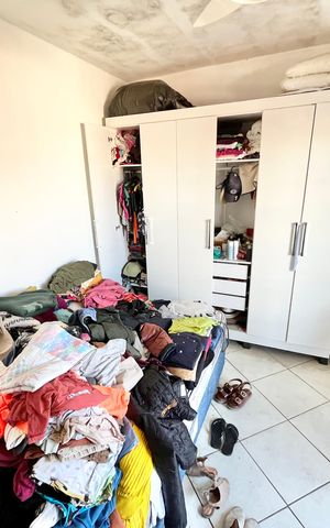 Casa à venda com 230m², 5 quartos e 3 vagas Casa à venda com 230m², 5 quartos e 3 vagasQuarto 5