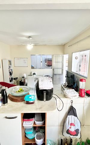 Casa à venda com 230m², 5 quartos e 3 vagas Casa à venda com 230m², 5 quartos e 3 vagasSala/Cozinha