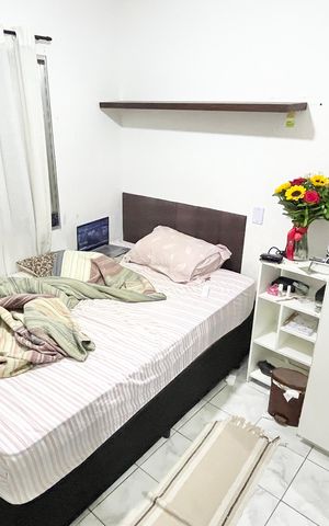 Casa à venda com 230m², 5 quartos e 3 vagas Casa à venda com 230m², 5 quartos e 3 vagasQuarto 3