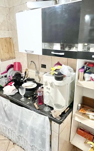 Casa à venda com 230m², 5 quartos e 3 vagas Casa à venda com 230m², 5 quartos e 3 vagasCozinha