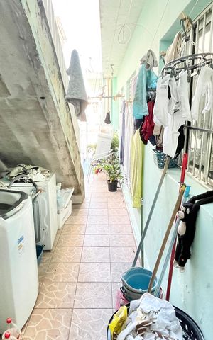 Casa à venda com 230m², 5 quartos e 3 vagas Casa à venda com 230m², 5 quartos e 3 vagasCorredor
