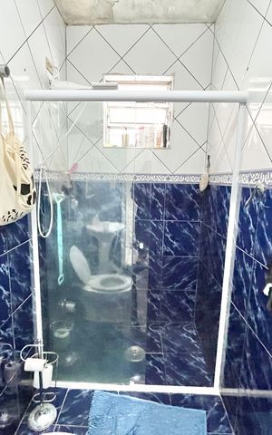 Casa à venda com 230m², 5 quartos e 3 vagas Casa à venda com 230m², 5 quartos e 3 vagasBanheiro