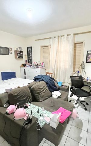 Casa à venda com 230m², 5 quartos e 3 vagas Casa à venda com 230m², 5 quartos e 3 vagasQuarto 2