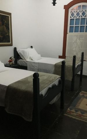 Casa para alugar com 687m², 5 quartos e 6 vagas Casa para alugar com 687m², 5 quartos e 6 vagasQuarto 3