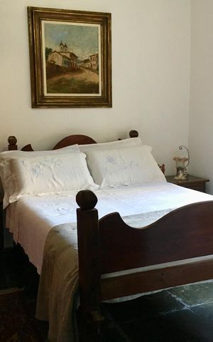 Casa para alugar com 687m², 5 quartos e 6 vagas Casa para alugar com 687m², 5 quartos e 6 vagasQuarto 1