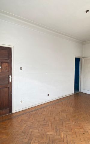 Apartamento à venda com 70m², 2 quartos e sem vagaSala