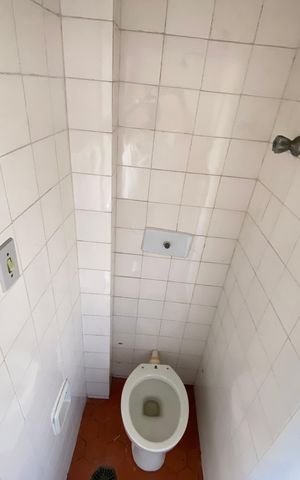 Apartamento à venda com 70m², 2 quartos e sem vagaBanheiro de serviço