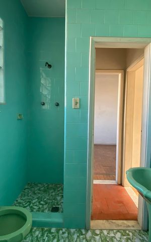 Apartamento à venda com 70m², 2 quartos e sem vagaBanheiro