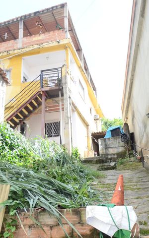 Casa para alugar com 180m², 2 quartos e 1 vagaFachada