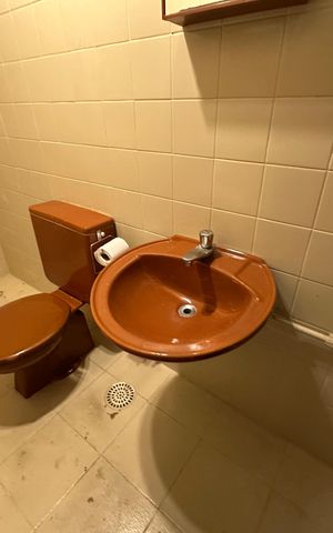 Apartamento para alugar com 300m², 4 quartos e 3 vagas Apartamento para alugar com 300m², 4 quartos e 3 vagasBanheiro de serviço