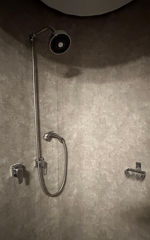 Apartamento para alugar com 300m², 4 quartos e 3 vagas Apartamento para alugar com 300m², 4 quartos e 3 vagasBanheiro da Suíte 1
