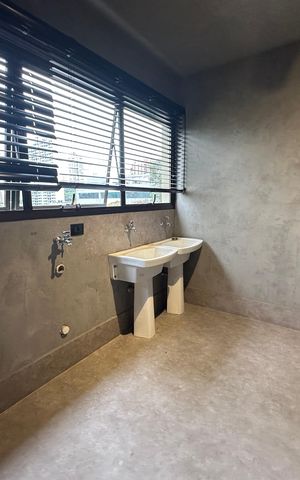Apartamento para alugar com 300m², 4 quartos e 3 vagas Apartamento para alugar com 300m², 4 quartos e 3 vagasÁrea de Serviço