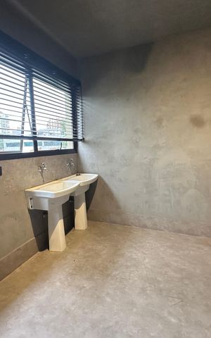 Apartamento para alugar com 300m², 4 quartos e 3 vagas Apartamento para alugar com 300m², 4 quartos e 3 vagasÁrea de Serviço