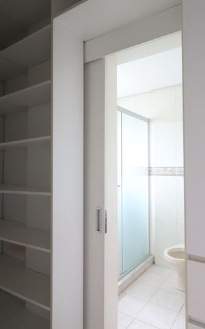 Apartamento à venda com 110m², 3 quartos e 2 vagasCloset da suíte