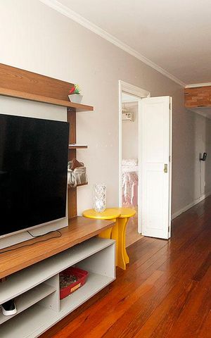 Apartamento à venda com 100m², 2 quartos e 1 vagaSala