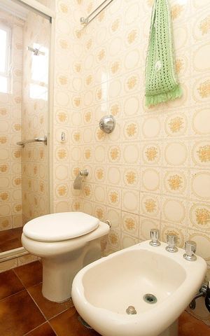 Apartamento à venda com 100m², 2 quartos e 1 vagaBanheiro 1