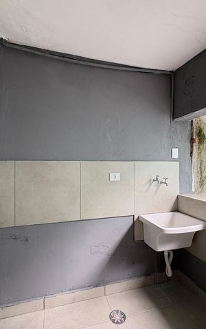 Casa à venda com 273m², 3 quartos e 5 vagas Casa à venda com 273m², 3 quartos e 5 vagasÁrea de Serviço
