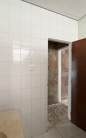 Casa à venda com 273m², 3 quartos e 5 vagas Casa à venda com 273m², 3 quartos e 5 vagasBanheiro