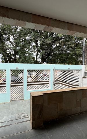 Casa à venda com 273m², 3 quartos e 5 vagas Casa à venda com 273m², 3 quartos e 5 vagasVaranda da Sala