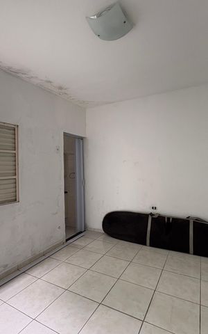 Casa à venda com 273m², 3 quartos e 5 vagas Casa à venda com 273m², 3 quartos e 5 vagasQuarto da Edícula
