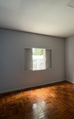 Casa à venda com 273m², 3 quartos e 5 vagas Casa à venda com 273m², 3 quartos e 5 vagasQuarto 1