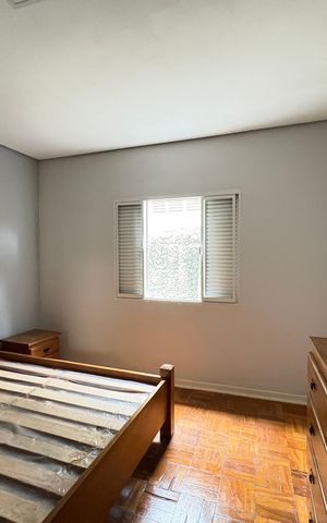 Casa à venda com 273m², 3 quartos e 5 vagas Casa à venda com 273m², 3 quartos e 5 vagasQuarto 2