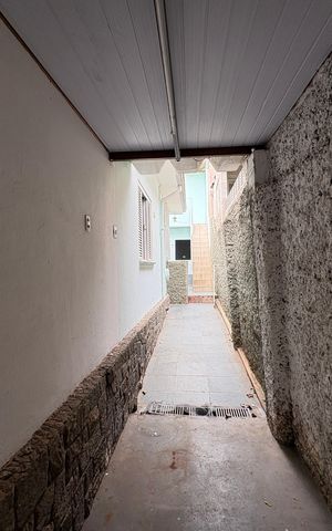 Casa à venda com 273m², 3 quartos e 5 vagas Casa à venda com 273m², 3 quartos e 5 vagasÁrea comum