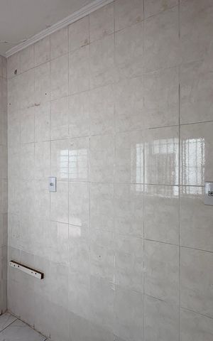 Casa à venda com 273m², 3 quartos e 5 vagas Casa à venda com 273m², 3 quartos e 5 vagasCozinha da Edícula